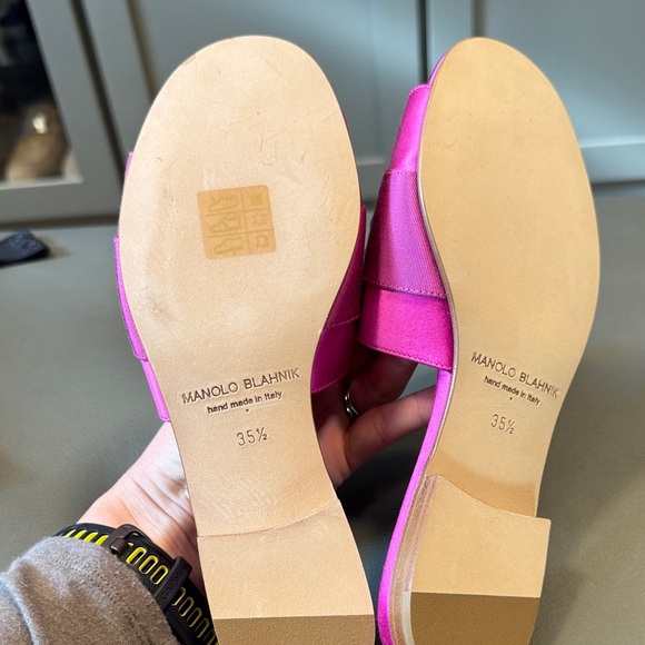 Manolo Blahnik Fuchsia Satin Sandals with Embellished Buckle - Picture 3 of 3